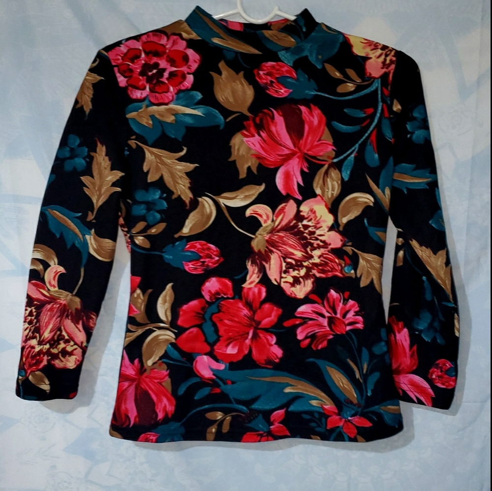 Long sleeve Mock Neck blouse/top